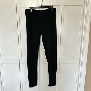 Women’s black thermal pants with elastic waist